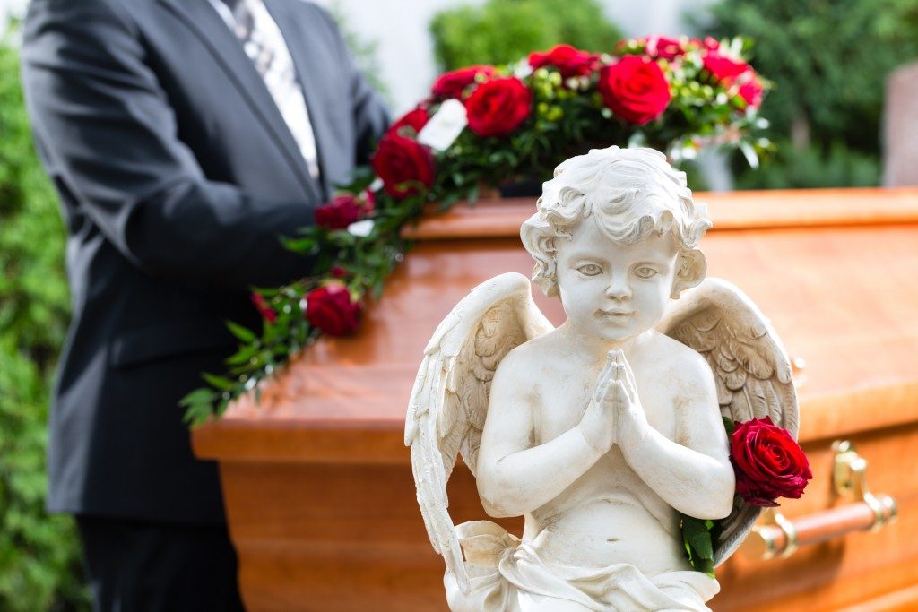 Angel statue at the funeral